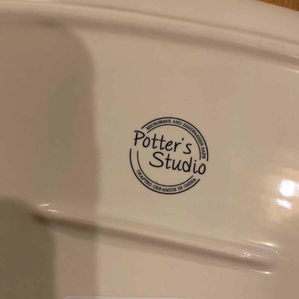 Potters - Picture 3 of 6